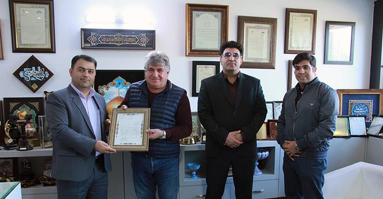 به مناسبت هفته استاندارد ۱۲ واحد صنعتی نمونه استاندارد دراستان اصفهان معرفی شدند.
